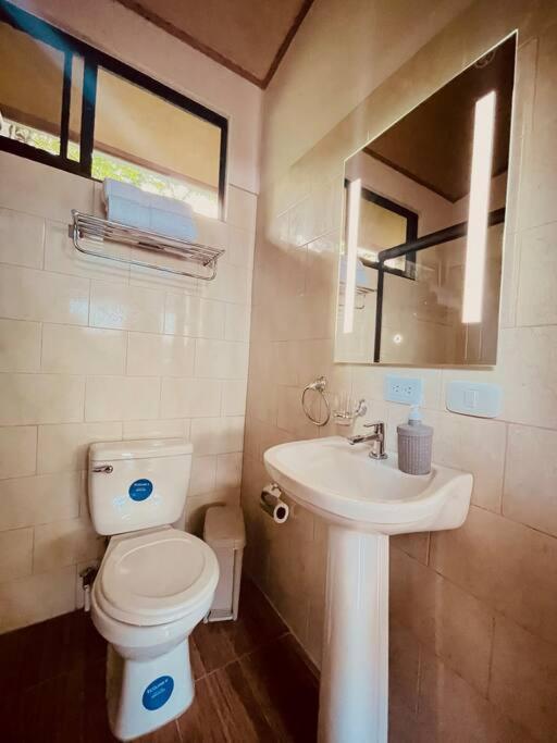 Casa Noil, Beautiful Eco House Near The Beach! Apartment Puerto Viejo de Talamanca Exterior photo